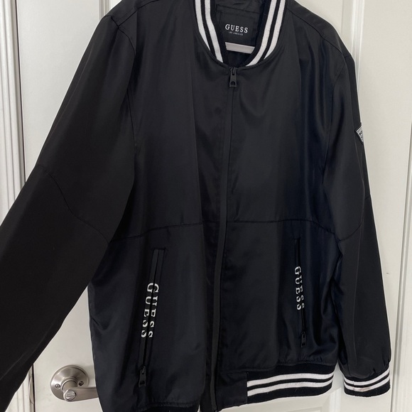 GUESS Men's Bomber Jacket. Size XXL🖤 - Picture 3 of 7